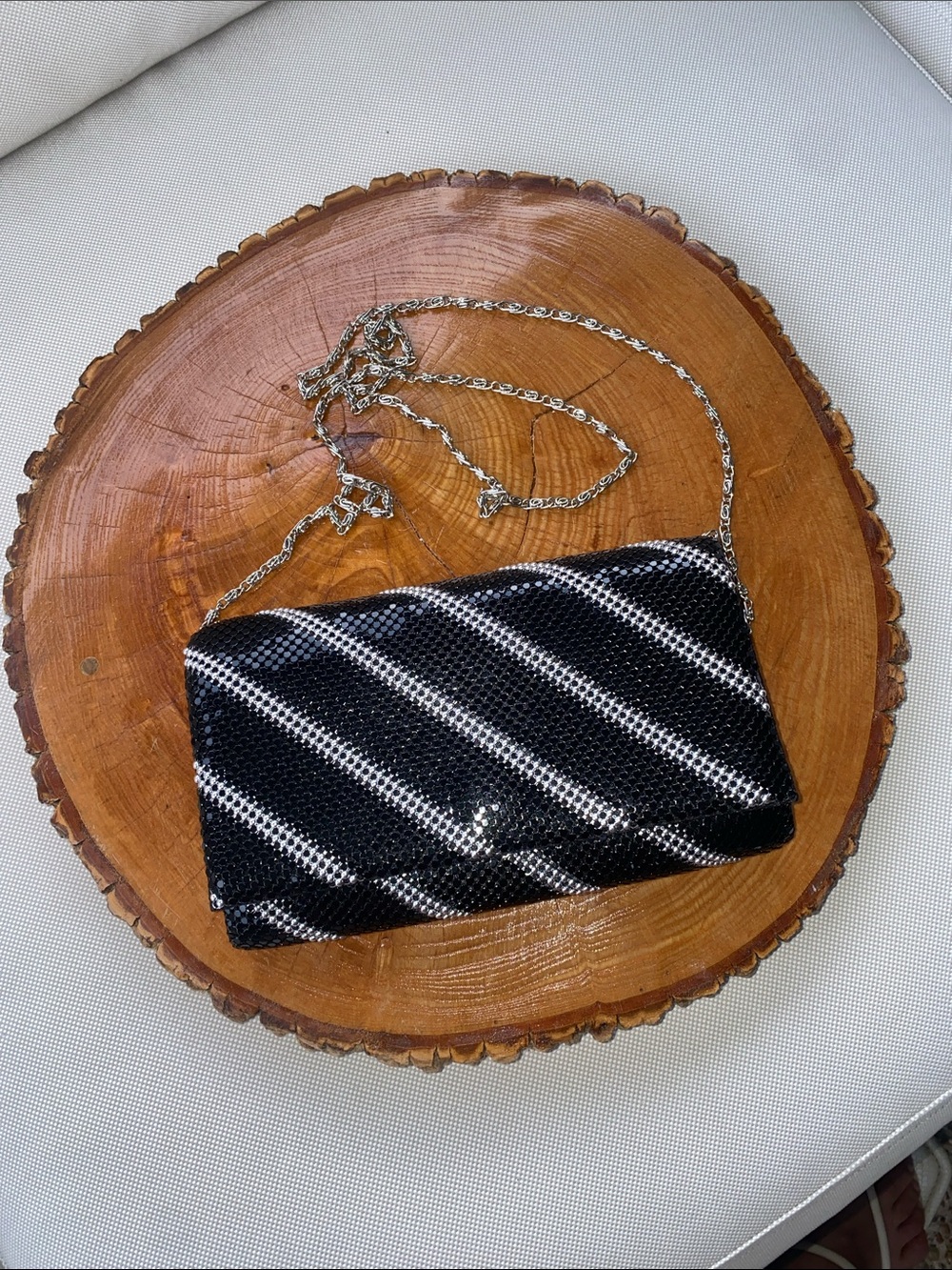 Crossbody mesh purse with chain